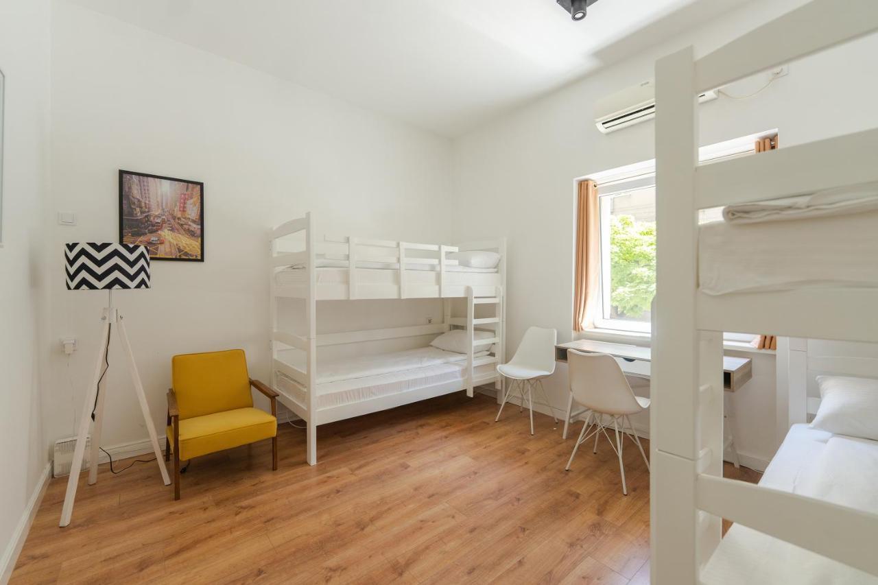 Sleep Hostel Ni Buitenkant foto