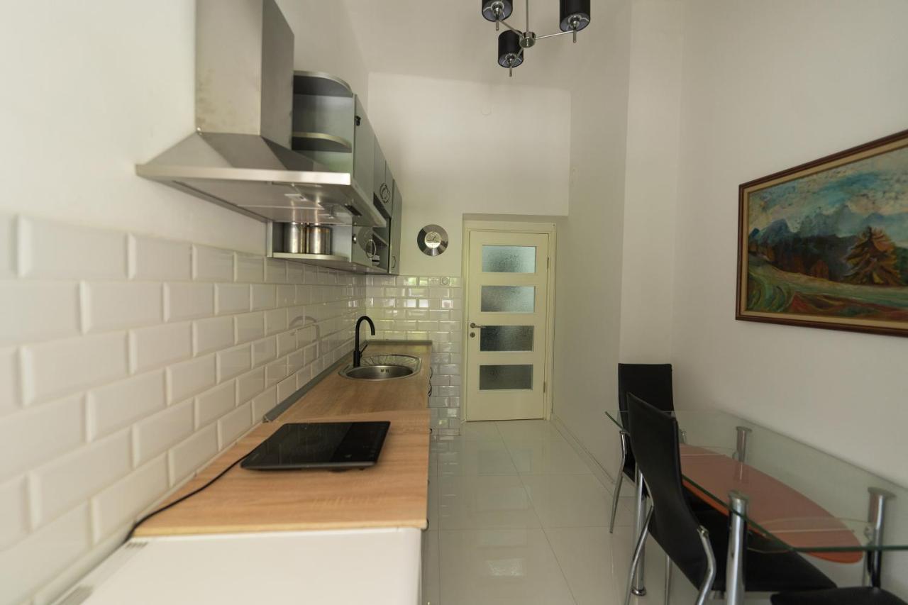 Sleep Hostel Ni Buitenkant foto
